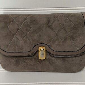 GUCCI Taupe Suede Leather Vintage Quilted Clutch Bag Missing Shoulder Strap